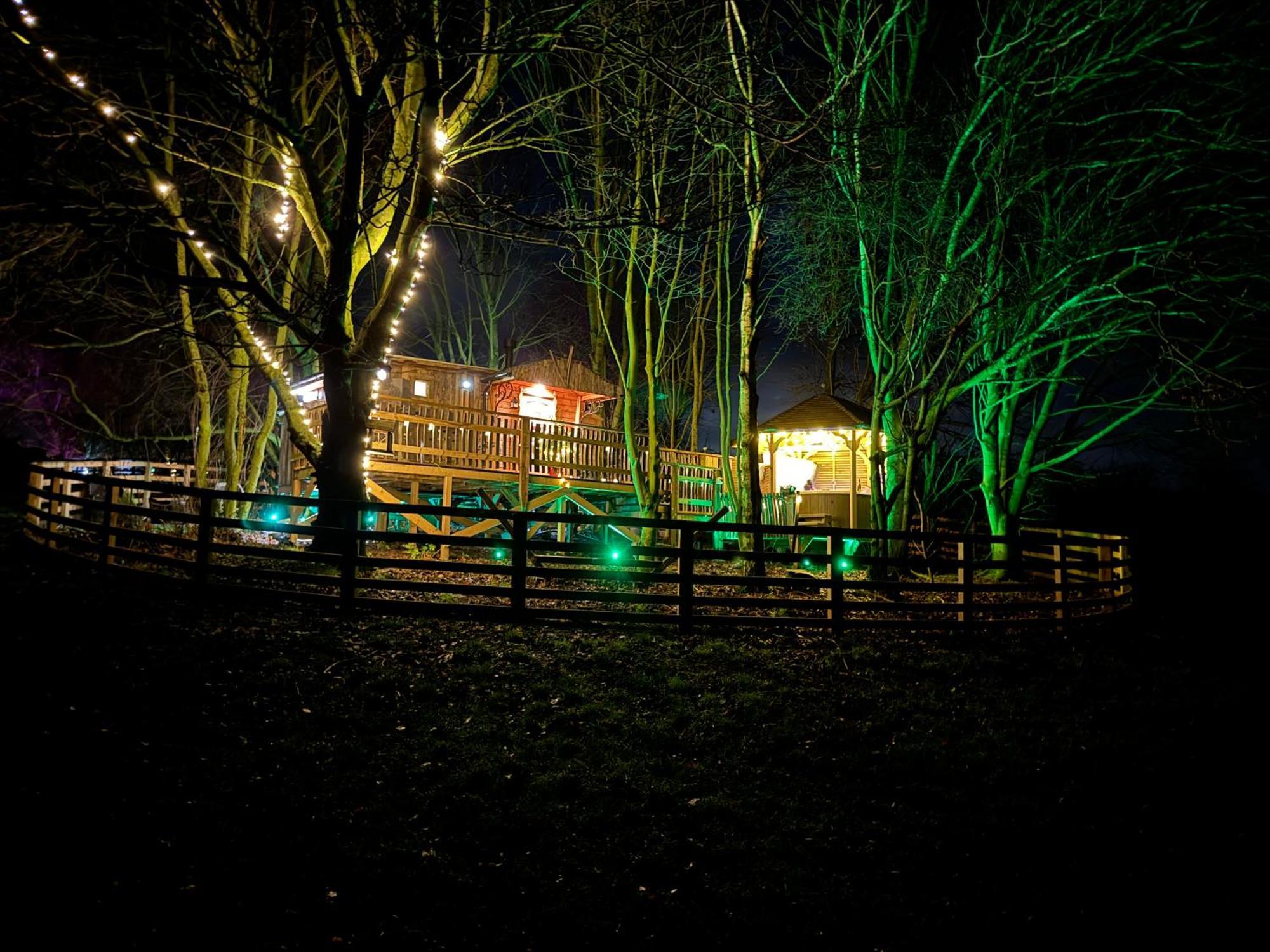 Burtree Country House, Tipi'S, Treehouse & Lodge & House Rooms With Hot Tubs In A Private Garden Thirsk Buitenkant foto