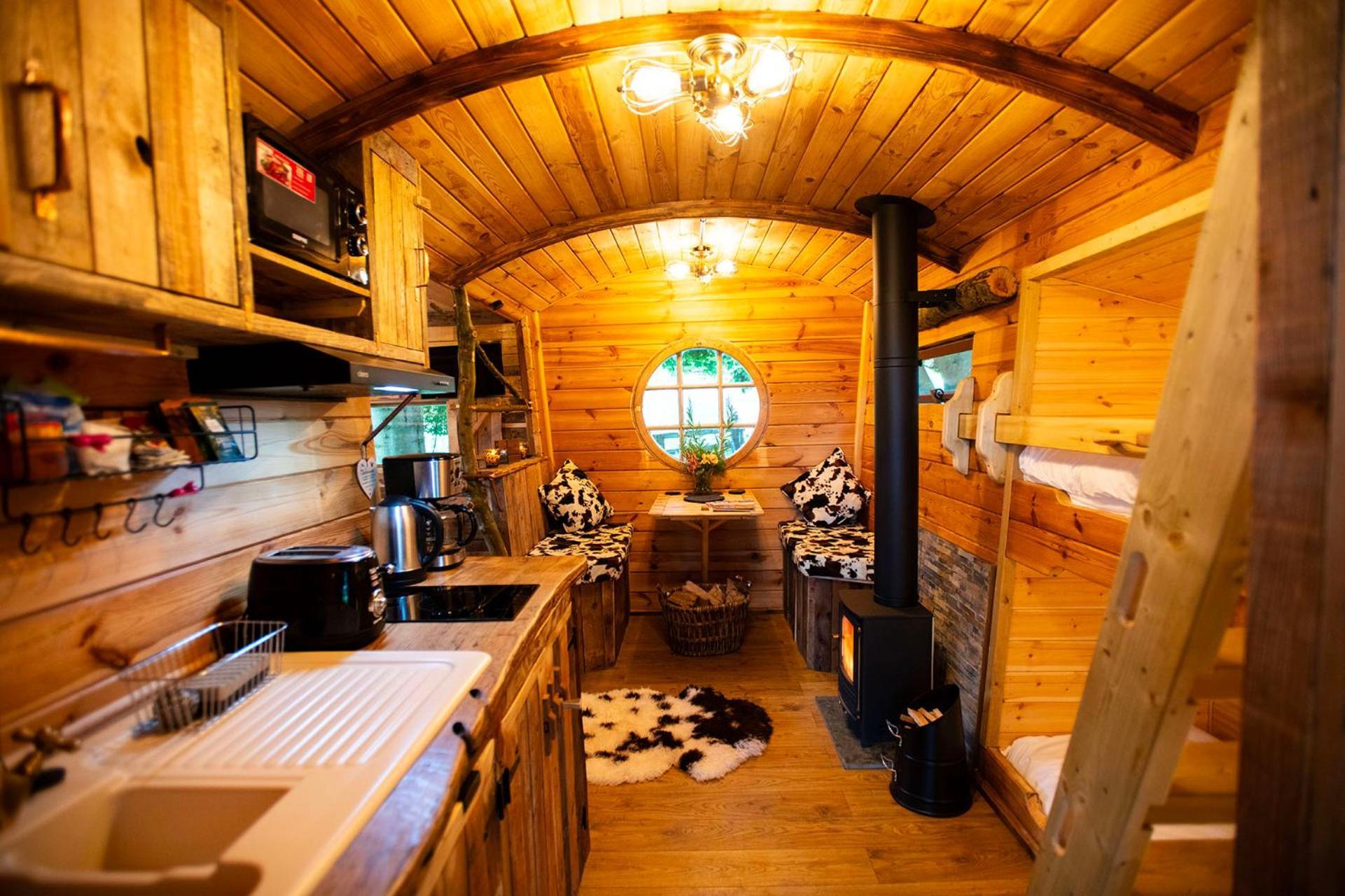 Burtree Country House, Tipi'S, Treehouse & Lodge & House Rooms With Hot Tubs In A Private Garden Thirsk Buitenkant foto