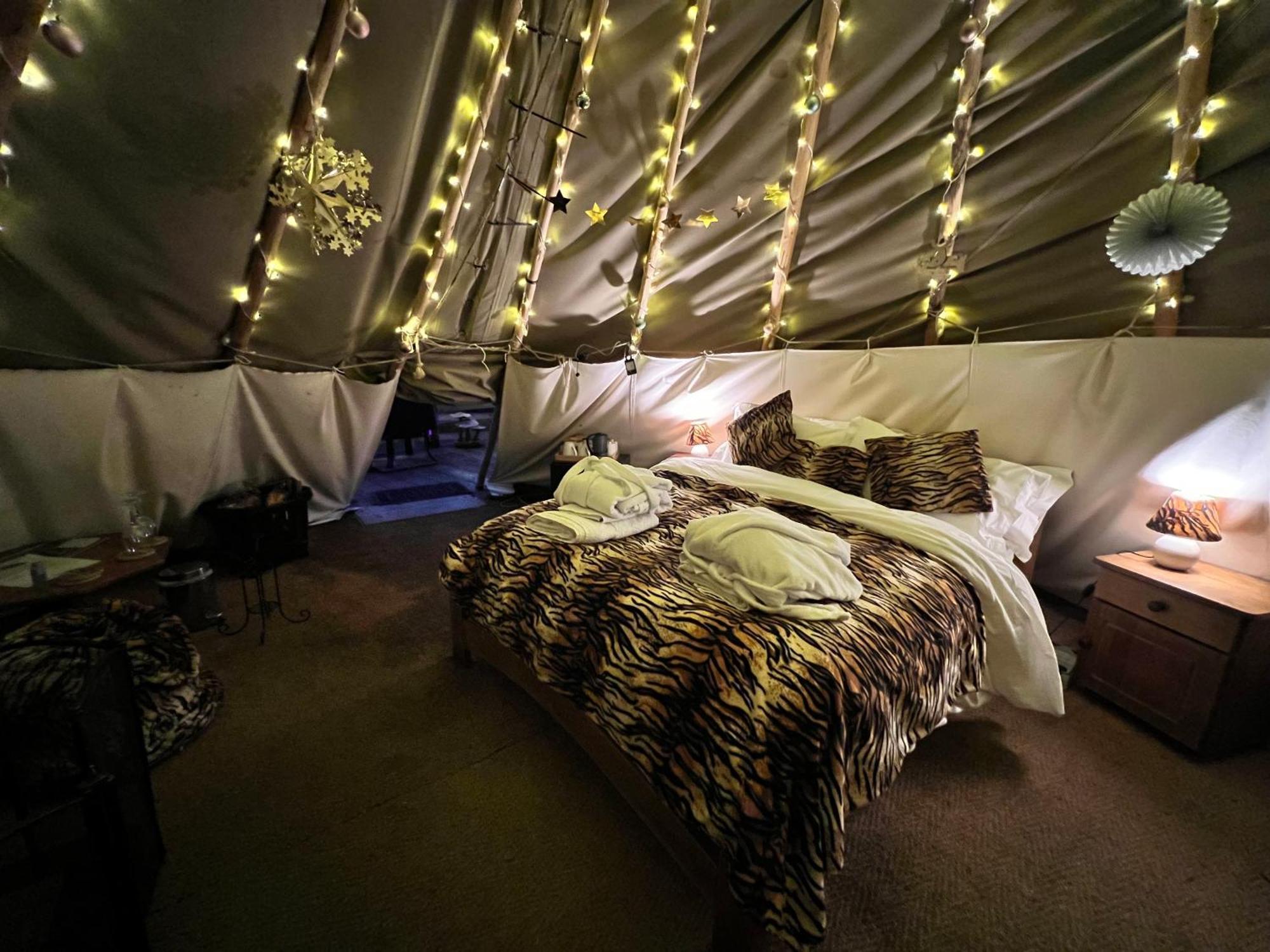 Burtree Country House, Tipi'S, Treehouse & Lodge & House Rooms With Hot Tubs In A Private Garden Thirsk Buitenkant foto