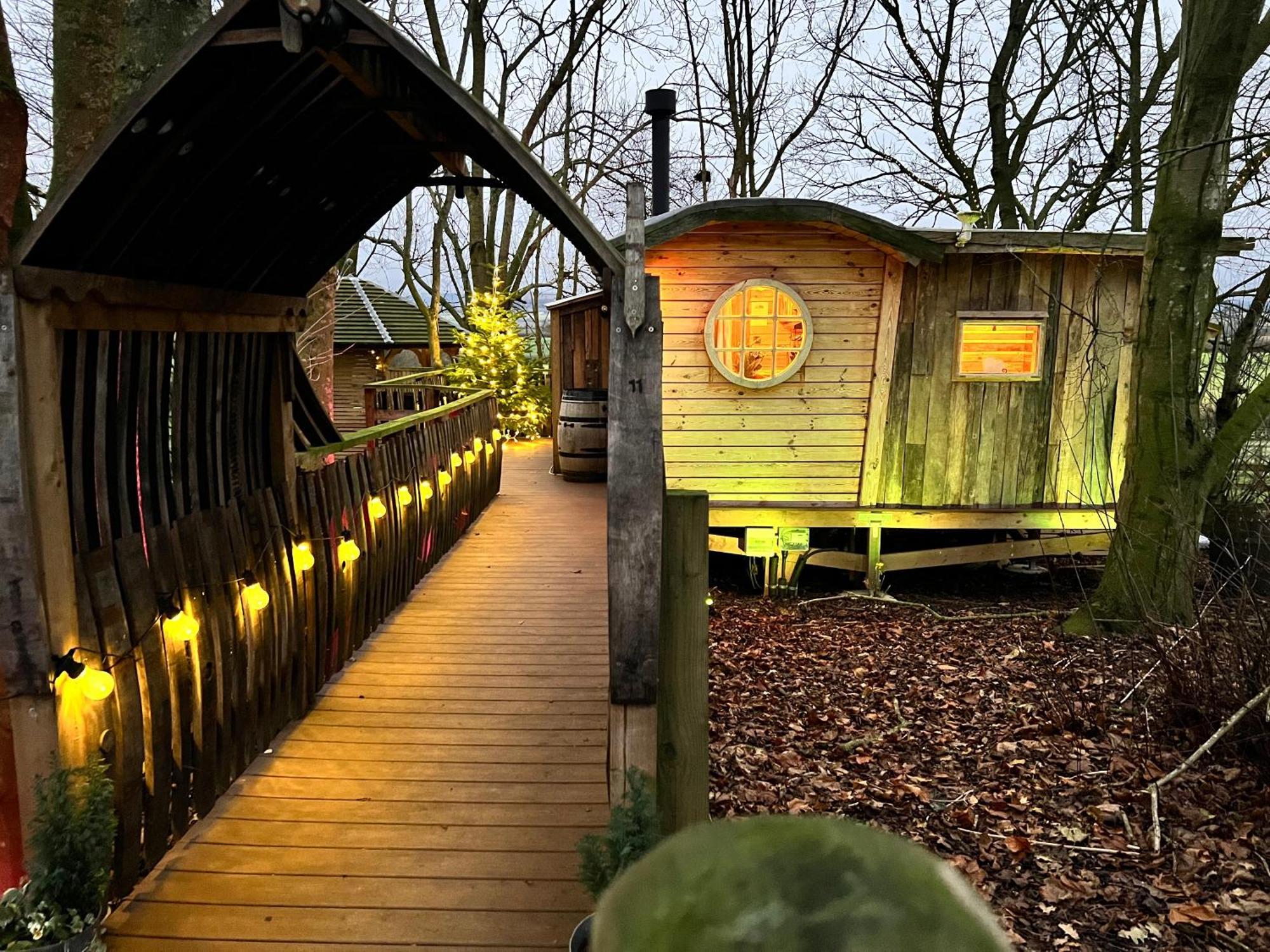 Burtree Country House, Tipi'S, Treehouse & Lodge & House Rooms With Hot Tubs In A Private Garden Thirsk Buitenkant foto
