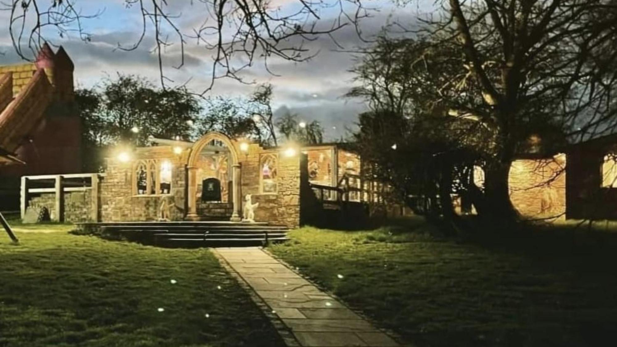 Burtree Country House, Tipi'S, Treehouse & Lodge & House Rooms With Hot Tubs In A Private Garden Thirsk Buitenkant foto